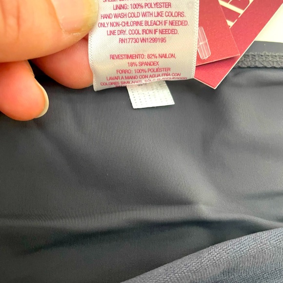 3/$20 Merona grey swimming suit bottoms size XL - Picture 6 of 6